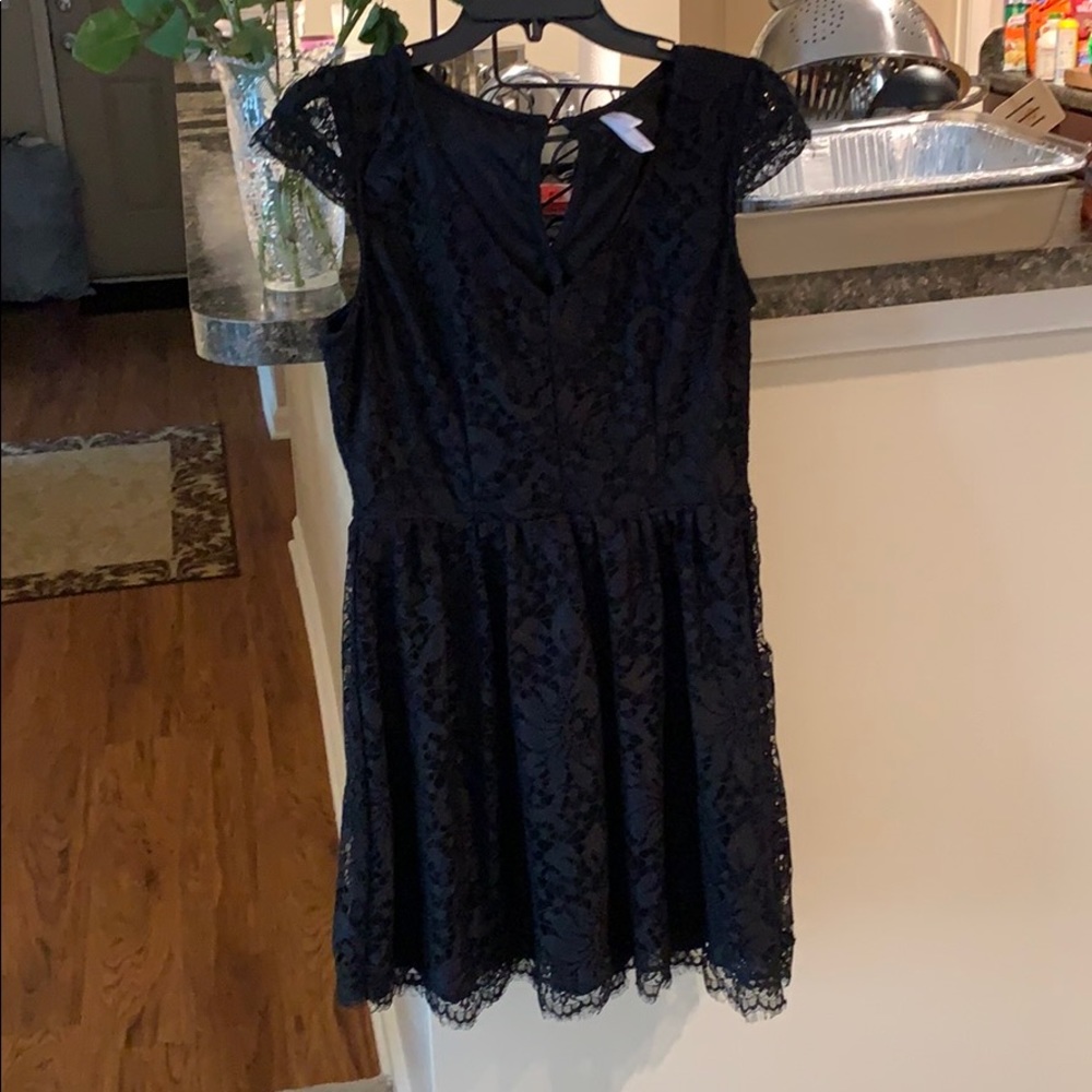 💕💕💕Black Laced Dress!